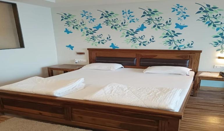 Family Room at Shernath Bapu